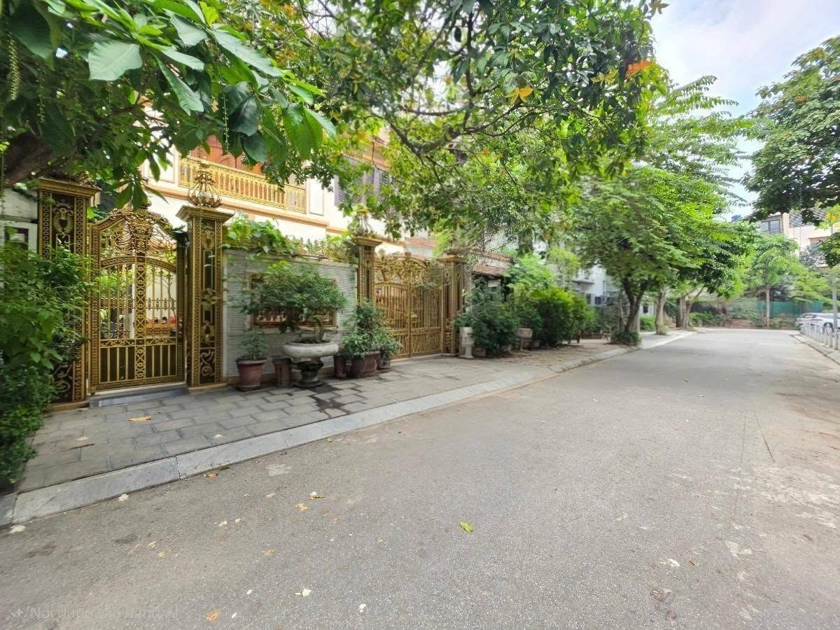 🔥 BIỆT THỰ VIP BỘ CÔNG AN – BẮC HÀ – 150M² – MT 9M – 4 TẦNG – 3 MẶT THOÁNG – Ô TÔ DỪNG ĐỖ NGÀY ĐÊM 16009656
