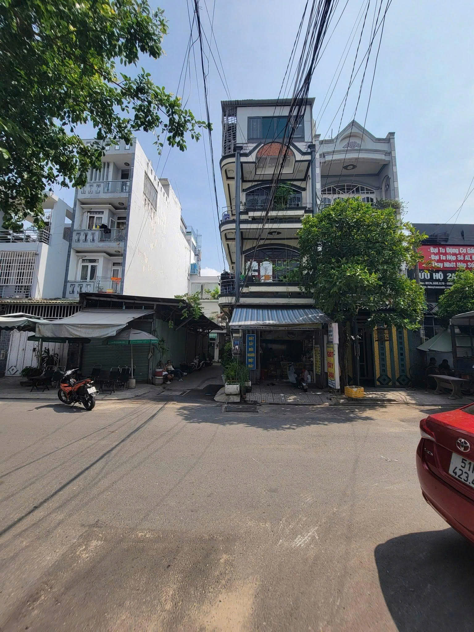 Bán nhà 2 Mặt tiền hẻm 12m Phan Huy Ích, 4,3x15m, 4 Tầng - 12PN, Khai thác 60tr, 10,9 Tỷ 16009665