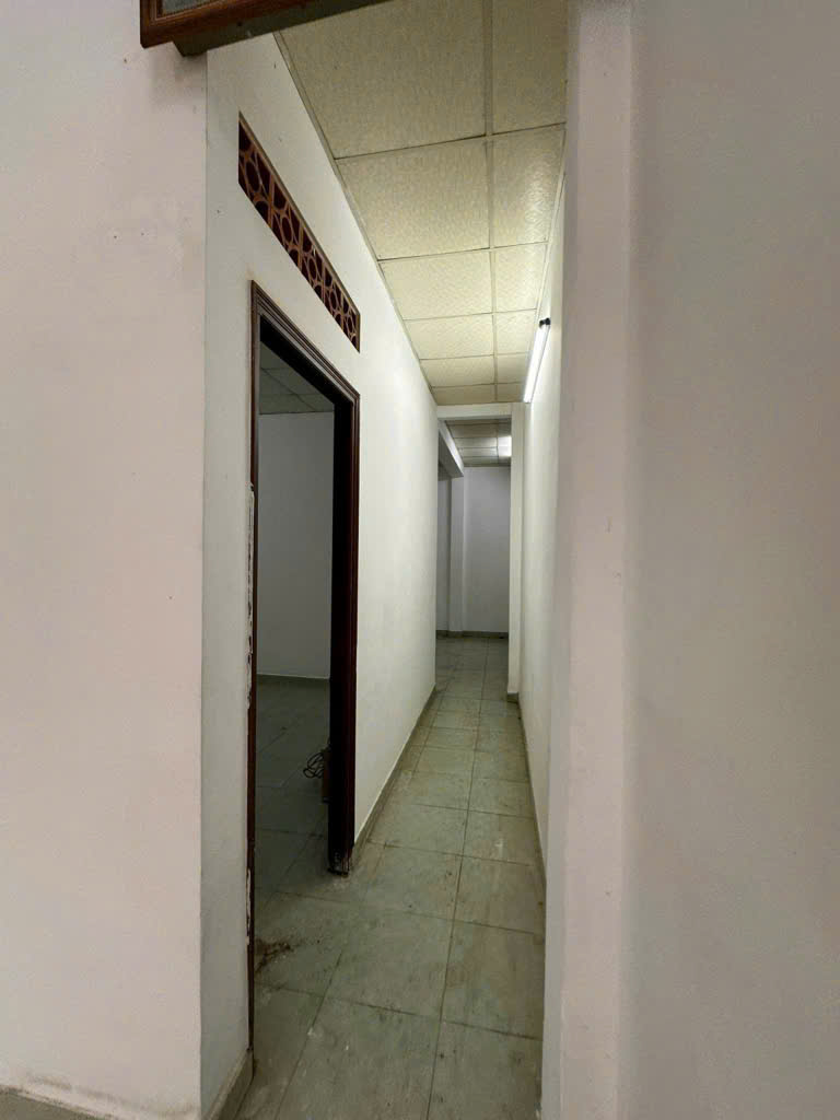 BÁN NHÀ GẦN NGÃ 4 GA – GẦN 80M2 - Ô TÔ QUAY ĐẦU CẠNH NHÀ – NHỈNH 3 TỶ - SHR - Q12 16009709
