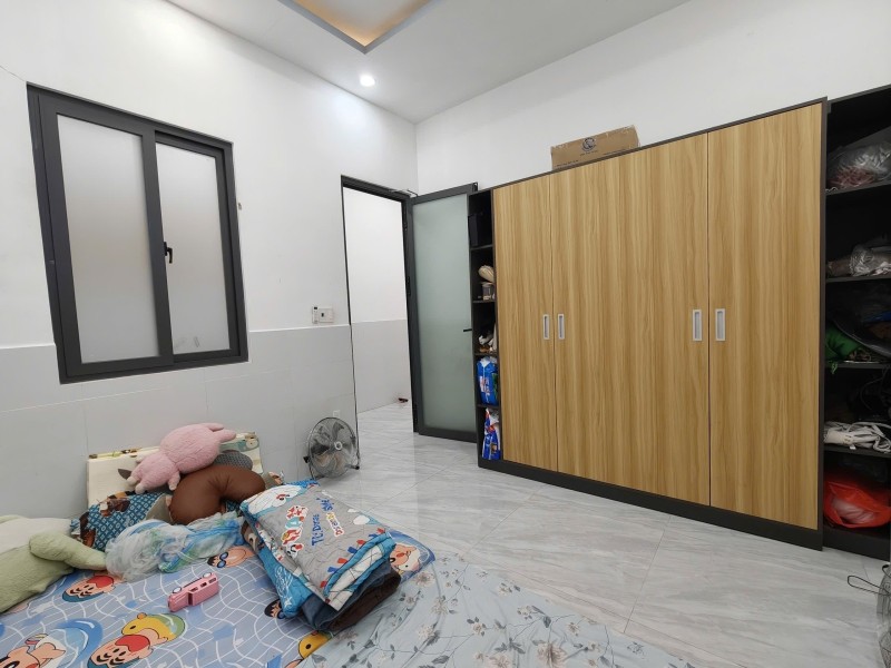 Bán nhà 3 Tầng Dĩ An,SHR đường nhựa 15M,View công viên cực kì thoáng mát 16009713