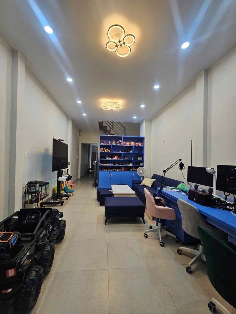 [T2952*] Nhà 3 tầng vuông vức Lê Đức Thọ gần Chợ Xóm Mới - 9.x tỷ 16009750