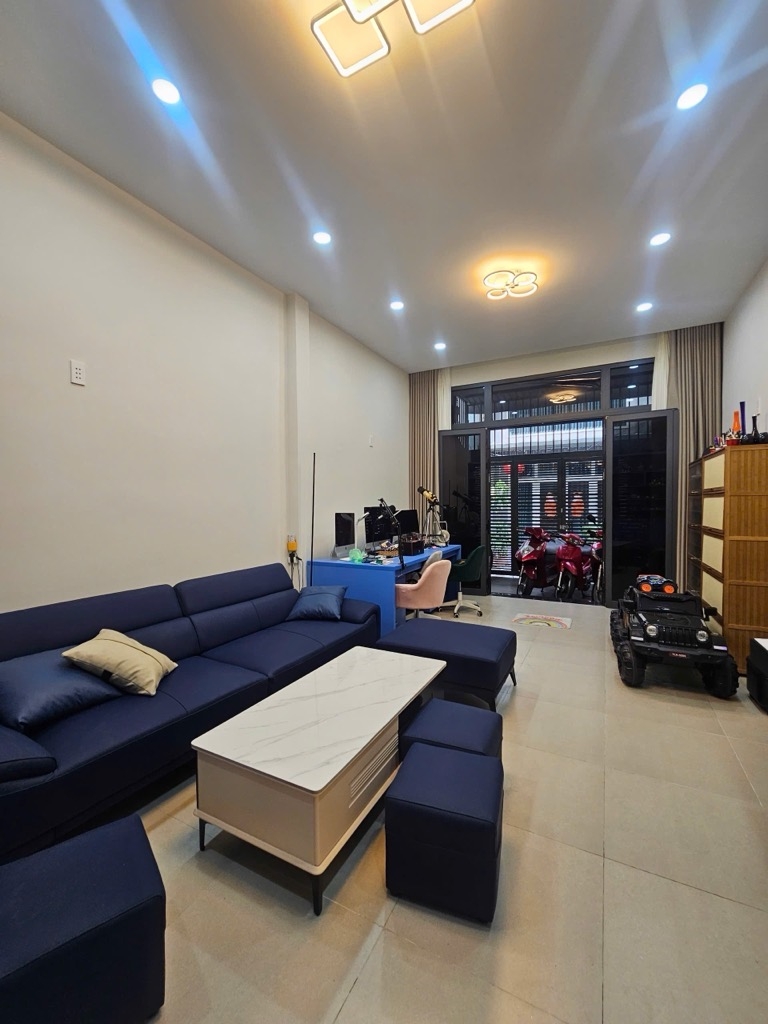 [T2952*] Nhà 3 tầng vuông vức Lê Đức Thọ gần Chợ Xóm Mới - 9.x tỷ 16009750
