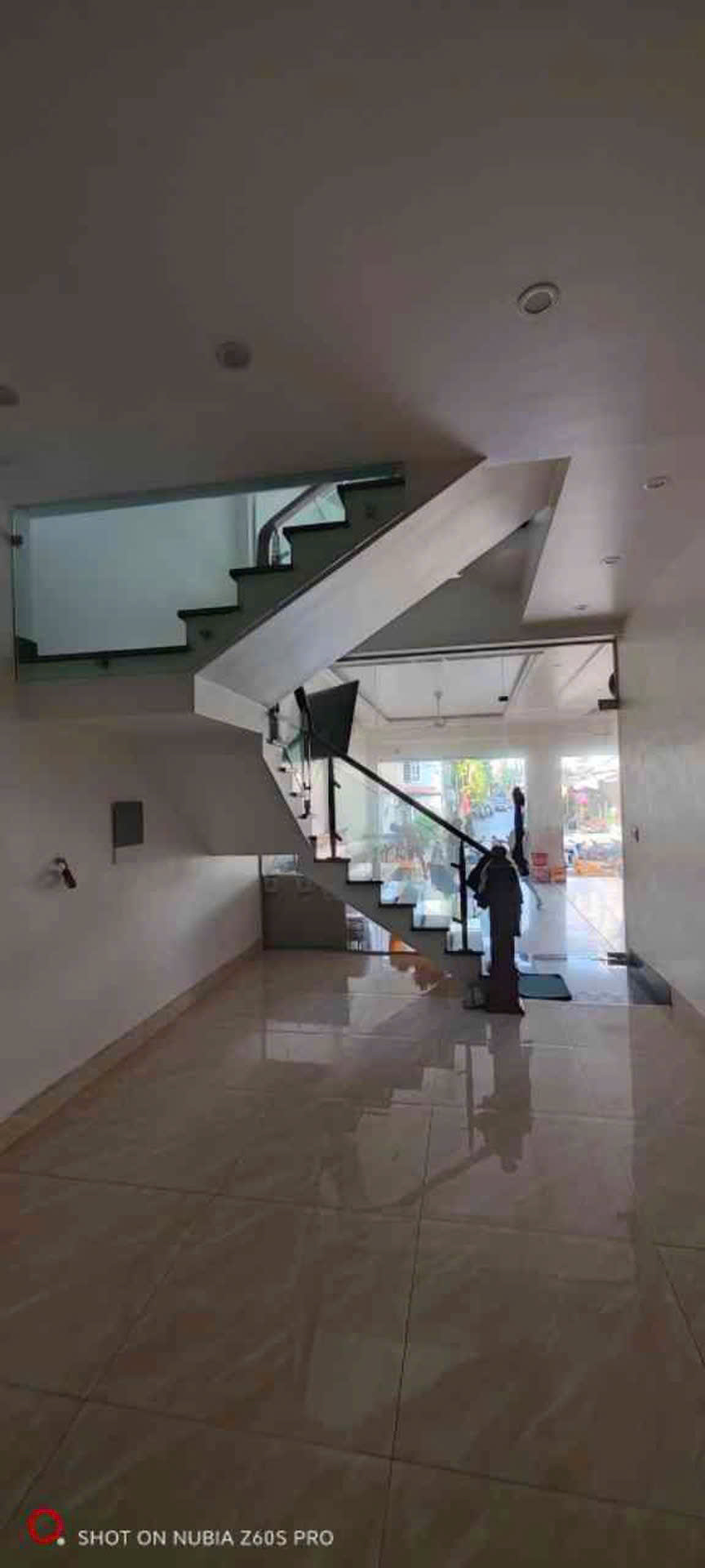 Bán nhà mặt phố Phương Lưu - 100m2, 4 tầng, ô tô đỗ cửa, kinh doanh tốt 16009793