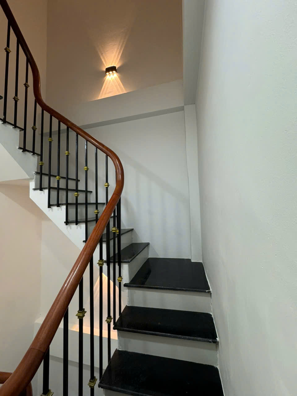 Cho thuê nhà, 91m2- 5T, Nguyễn Chánh, Nam Trung Yên, Trung Kính -26 tr 16009818