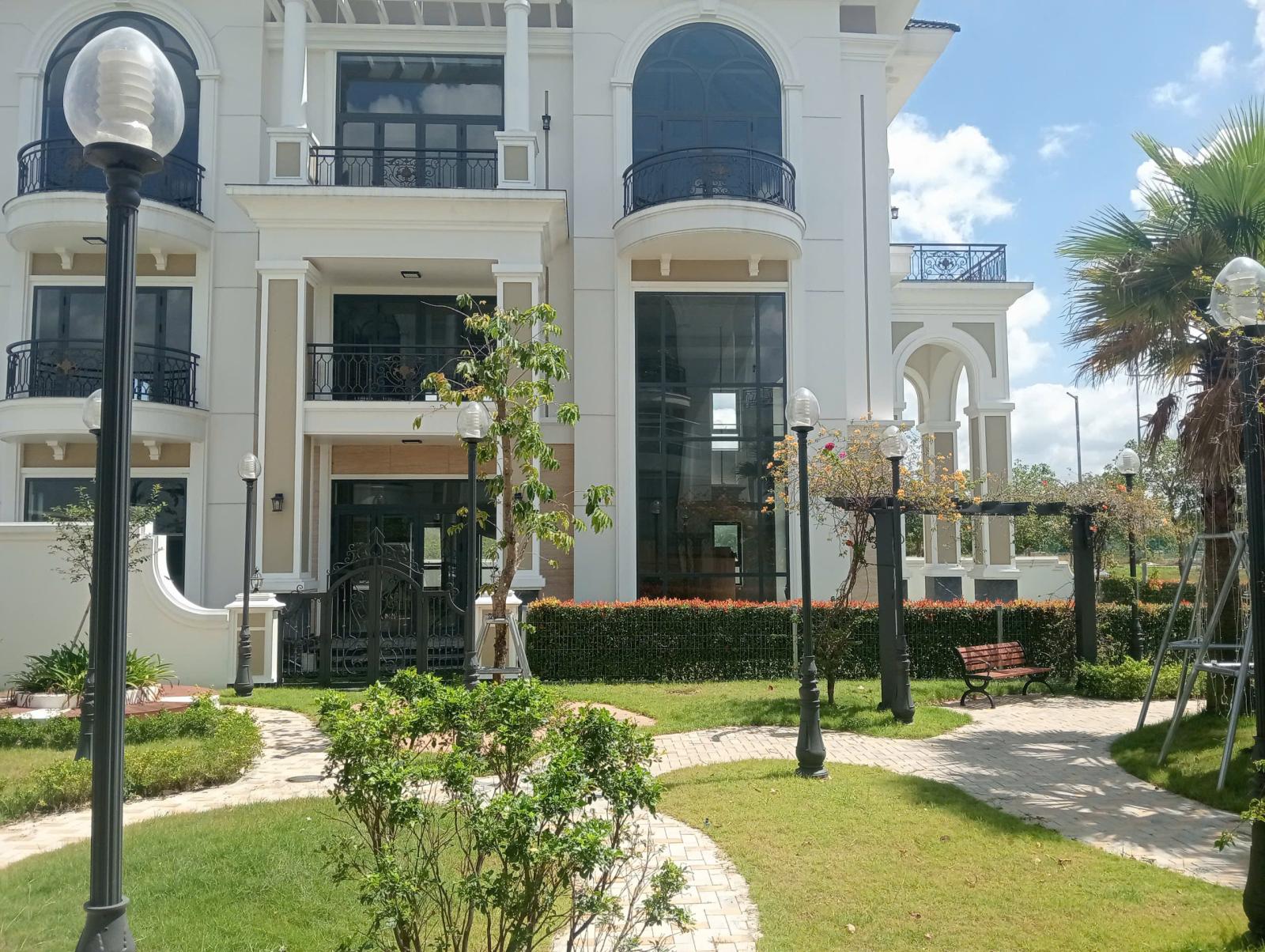 BÁN LÔ THỔ CƯ BIỆT THỰ 500M2, NGAY CỬA SB LONG THÀNH 16009852