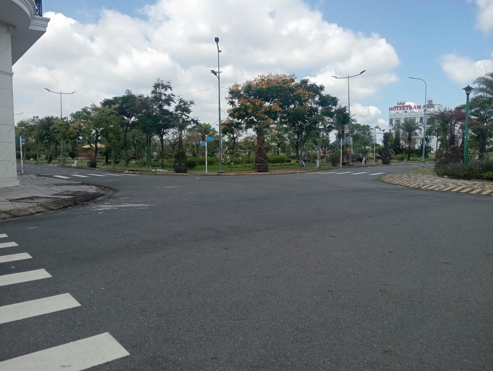 BÁN LÔ THỔ CƯ BIỆT THỰ 500M2, NGAY CỬA SB LONG THÀNH 16009852