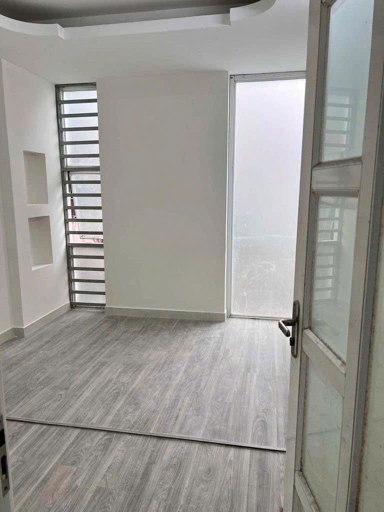 Nhà Thuê Quận 10 - 3 Tháng 2 - 5PN - 17 Triệu 16009915