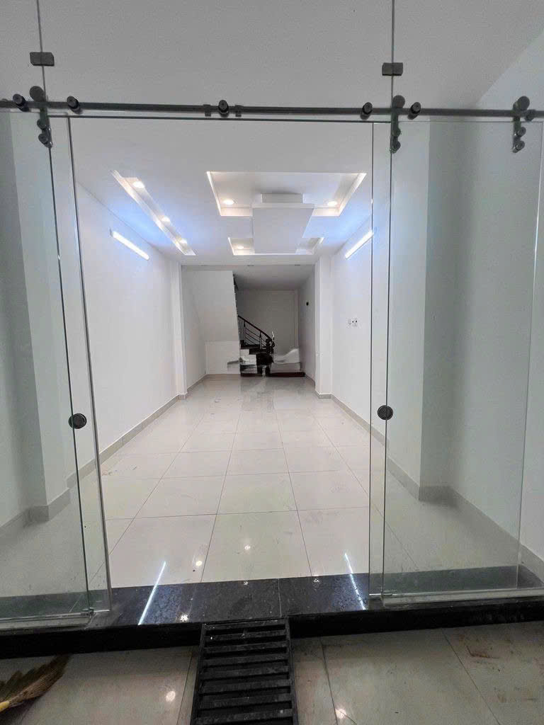 Nhà Thuê Quận 10 - 3 Tháng 2 - 5PN - 17 Triệu 16009915