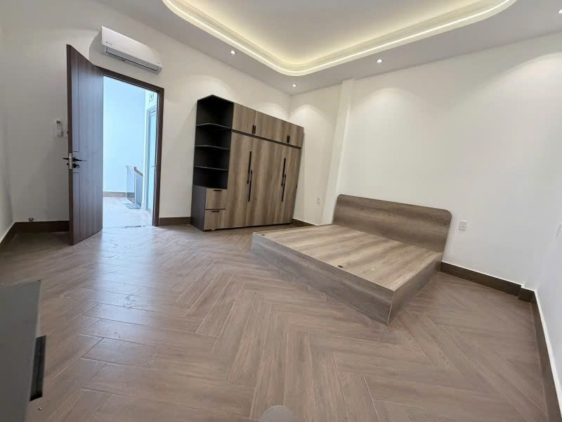 Bán nhà mới - Hẻm 4m đường D9 - giaoTây Thạnh, 4,5x14m, 2 Tầng - 3 PN, chỉ 5,95 Tỷ. 16009952