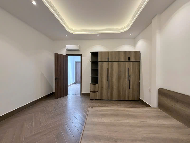 Bán nhà mới - Hẻm 4m đường D9 - giaoTây Thạnh, 4,5x14m, 2 Tầng - 3 PN, chỉ 5,95 Tỷ. 16009952