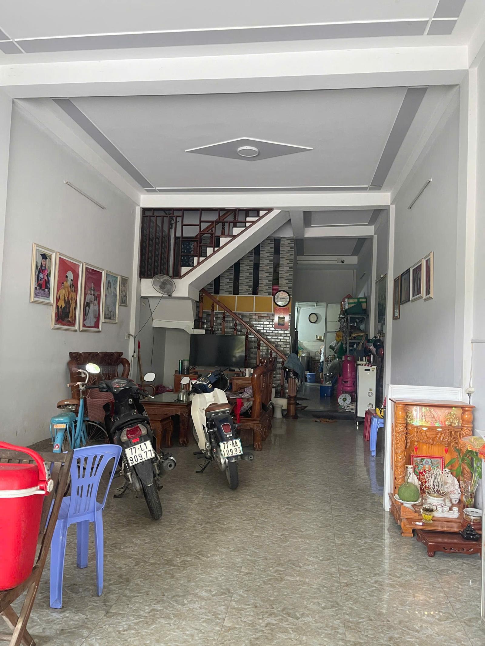 CHÍNH CHỦ CẦN BÁN NHÀ MẶT TIỀN TẠI 55 TRẦN THÚC TỰ, GIA LAI 16010063
