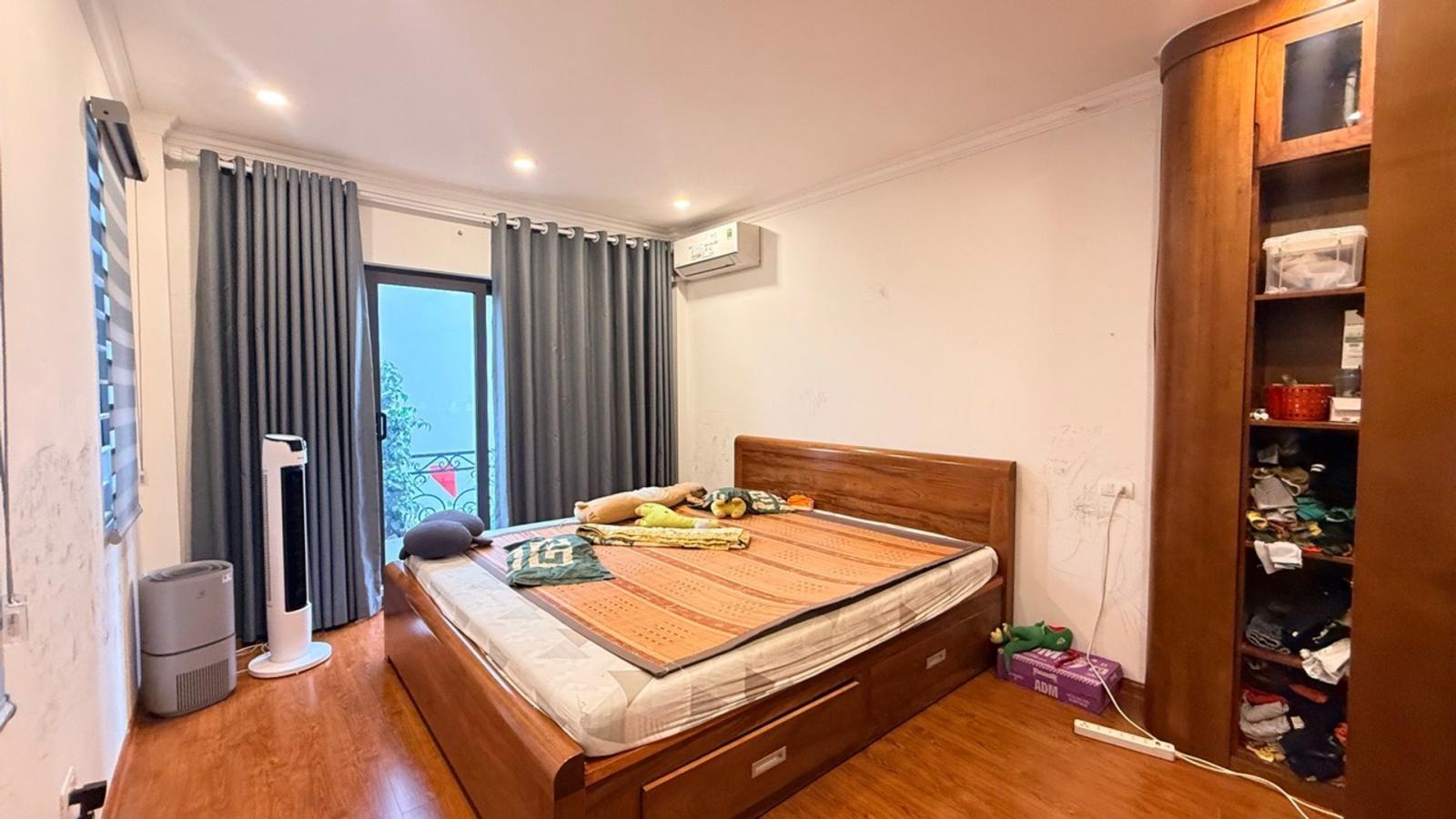 Thạch Bàn Long Biên 13 tỷ 7 tầng thang máy - ô tô đỗ ngày đêm 16010099