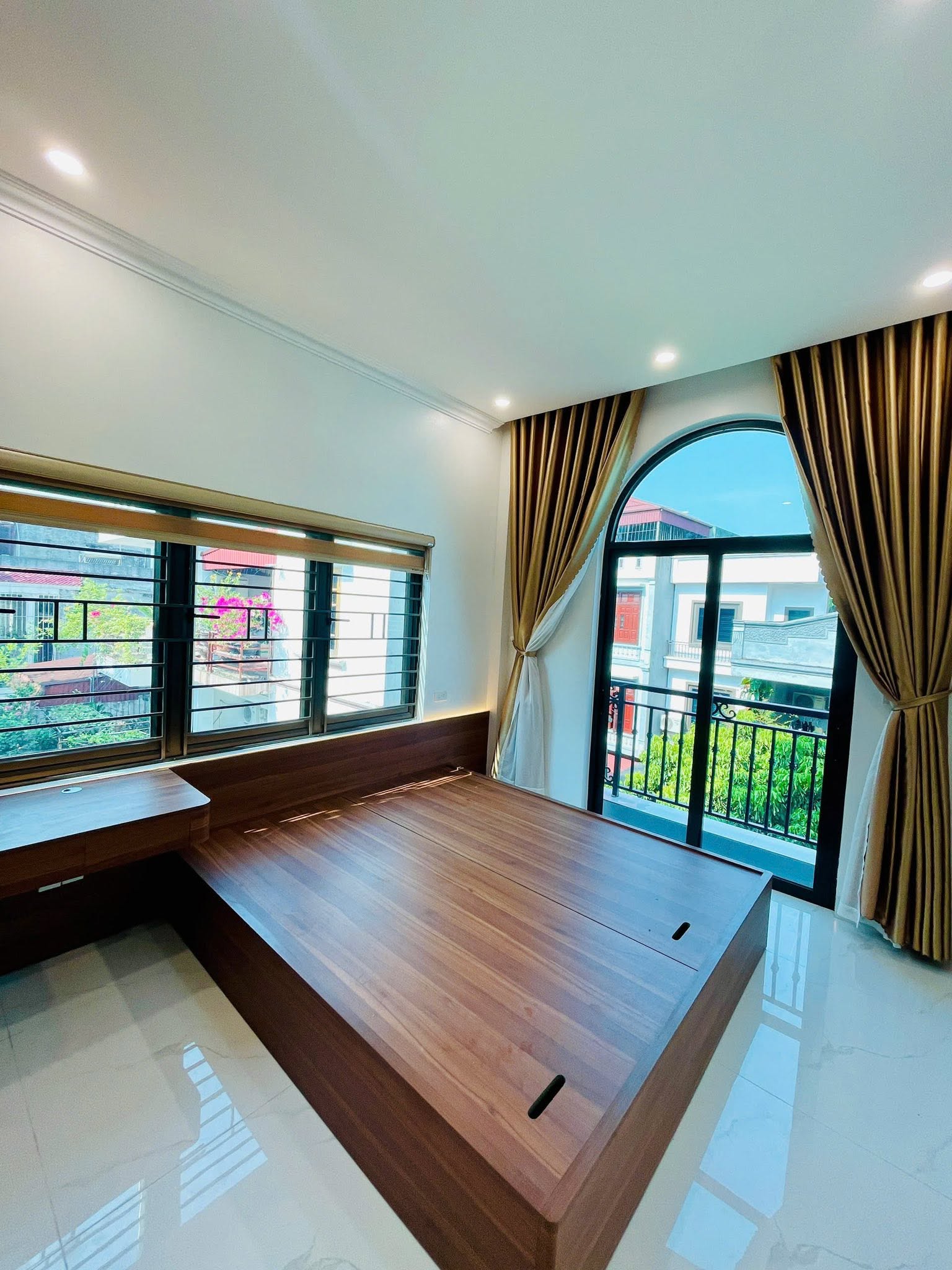 Bán nhà 4 tầng lô góc đẹp ngõ đường Ngô Quyền, ph Thanh Bình, TP HD, 40m2, mt 6.26m, 3 ngủ 16010107