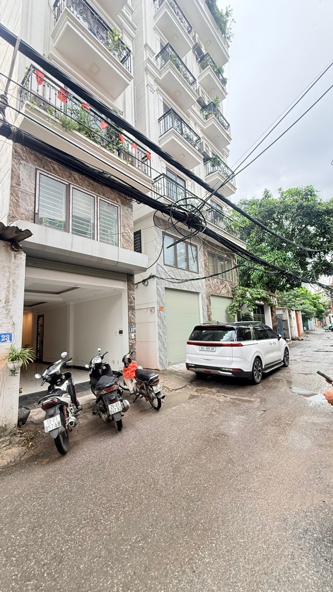 Thạch Bàn Long Biên 13 tỷ 7 tầng thang máy - ô tô đỗ ngày đêm 16010111