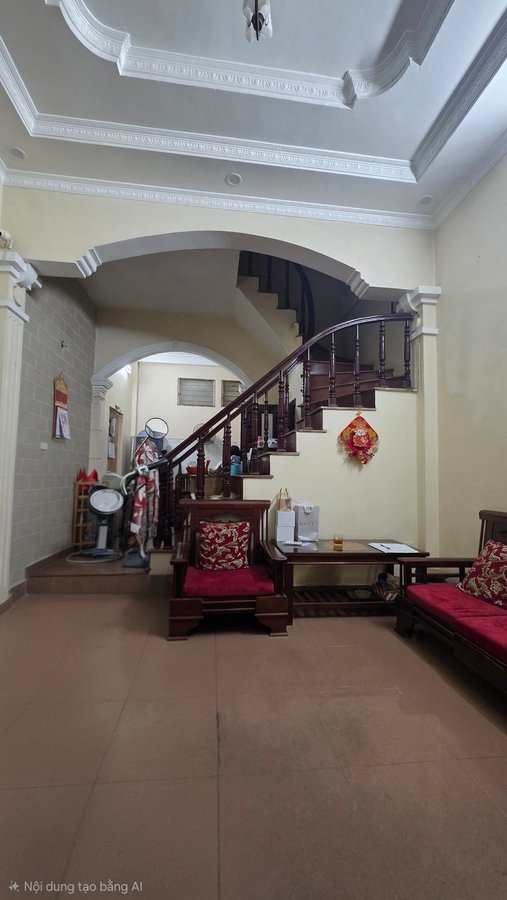 Bán Nhà Quan Hoa. Cầu Giấy. Ô Tô. DT 39m2. MT 4m. 5 Tầng. Giá 9.5 Tỷ. 16010138
