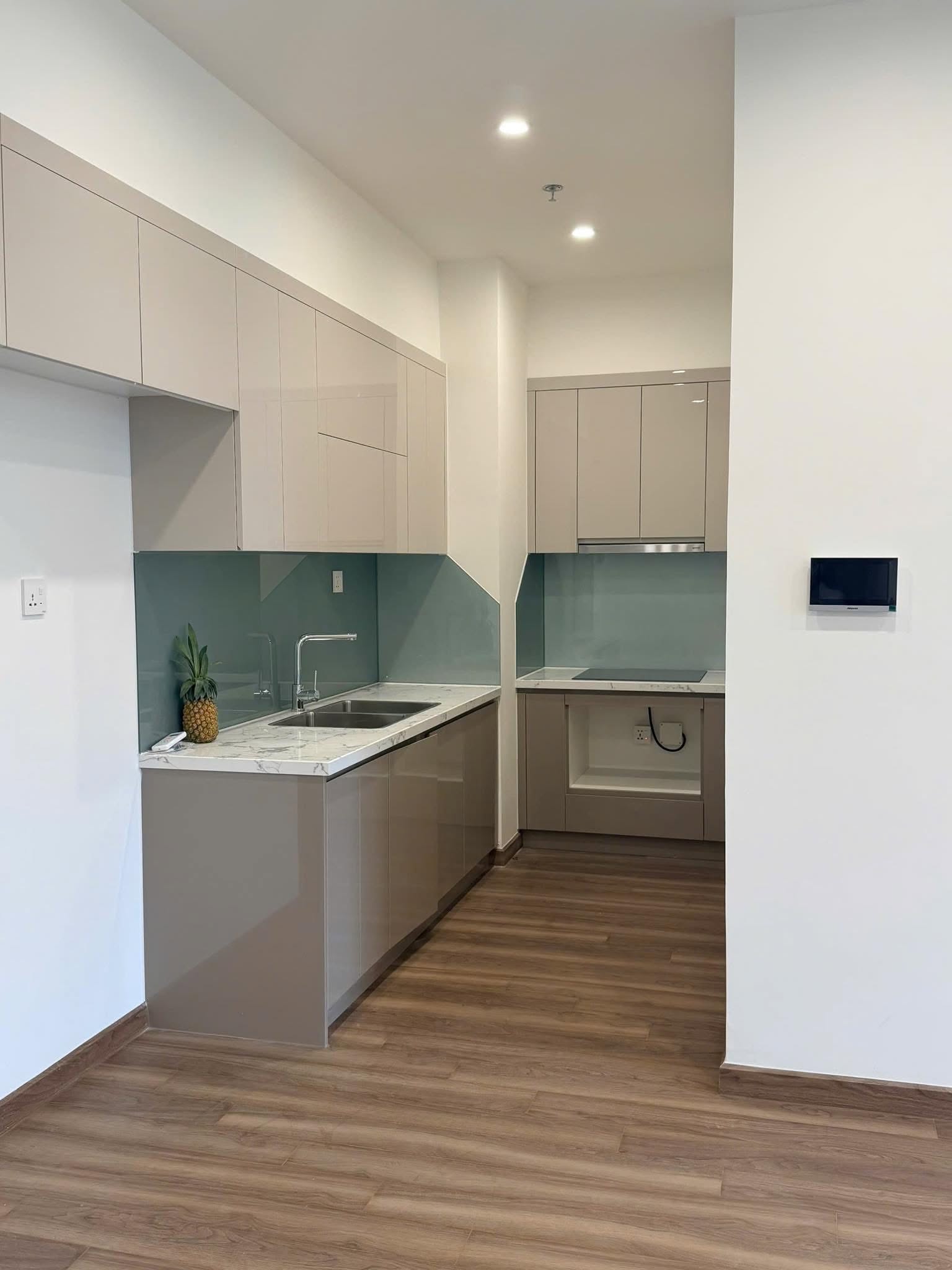 CHÍNH CHỦ CẦN BÁN CĂN 75 M2, VIEW CÔNG VIÊN GIA LÂM, TẦNG TRUNG, GIA 61 TR/M2, LH 0985865658 16010151