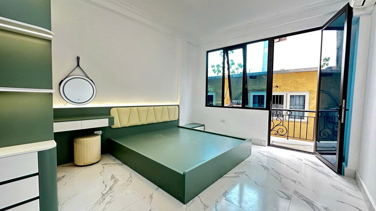 Bán nhà Vĩnh Hưng, Hoàng Mai dưới 5.6 tỷ. DT 30m2 x 6 tầng. Ngõ thoáng ô tô. 16010158