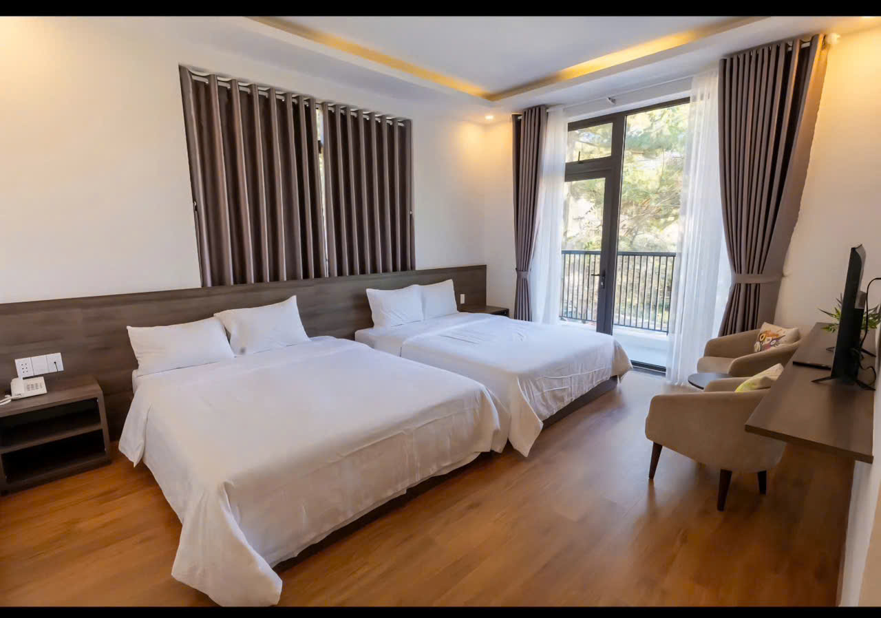 Cho thuê khách sạn 3 sao 36 phòng view rừng thông giá 135 triệu gần Hồ Tuyền Lâm tại Đà Lạt Lâm Đồng 16010171