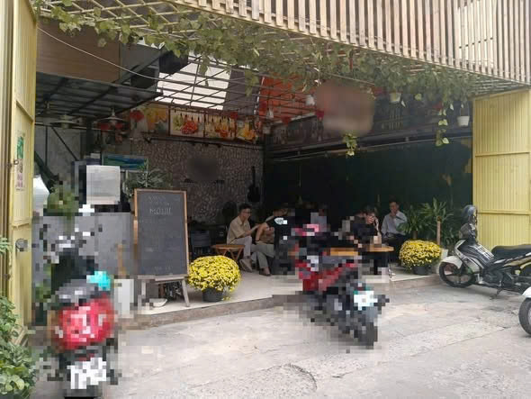 SANG NHƯỢNG QUÁN CAFÉ GẤP - 72/4 PHAN ĐĂNG LƯU, PHƯỜNG 5 (ĐỨC NHUẬN), PHÚ NHUẬN, TP. HCM 16010200