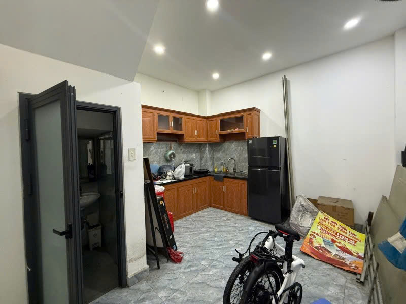 Bán nhà Mặt tiền Nguyễn Văn Khối, gần CV Làng Hoa, 4x15m, 4 T - 4PN, HĐT 23tr, chỉ 11,5 Tỷ 16010261