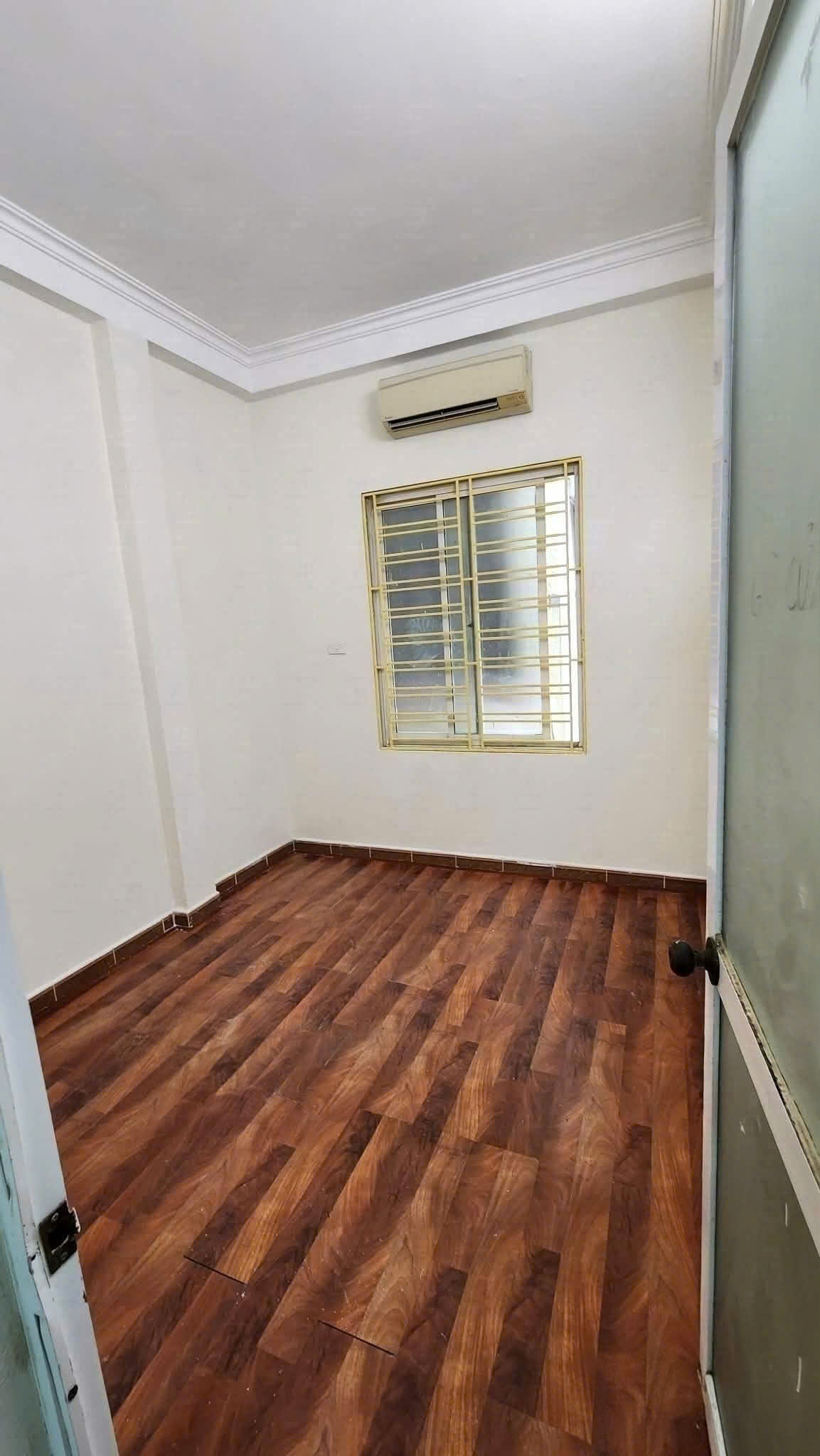 CHO THUÊ NHÀ NGUYÊN CĂN – 3 TẦNG và 1 TUM  TẠI BỒ ĐỀ, LONG BIÊN, HÀ NỘI - GIÁ 11TR/THÁNG 16010286