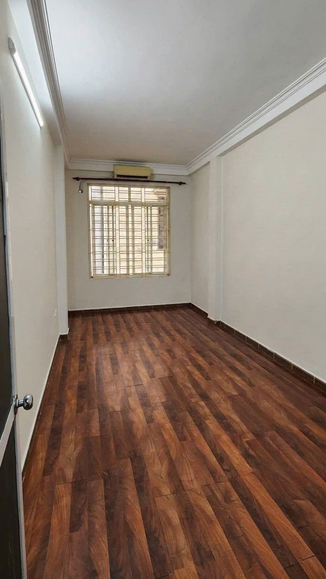 CHO THUÊ NHÀ NGUYÊN CĂN – 3 TẦNG và 1 TUM  TẠI BỒ ĐỀ, LONG BIÊN, HÀ NỘI - GIÁ 11TR/THÁNG 16010286