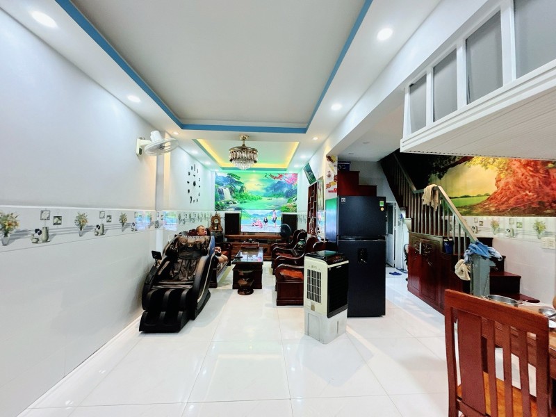 Bán nhà 2 tầng, 45m2,  đường số 19, Linh Chiểu, Thủ Đức - TP HCM. Giá 5.43 tỷ, sổ hồng riêng. 16010316