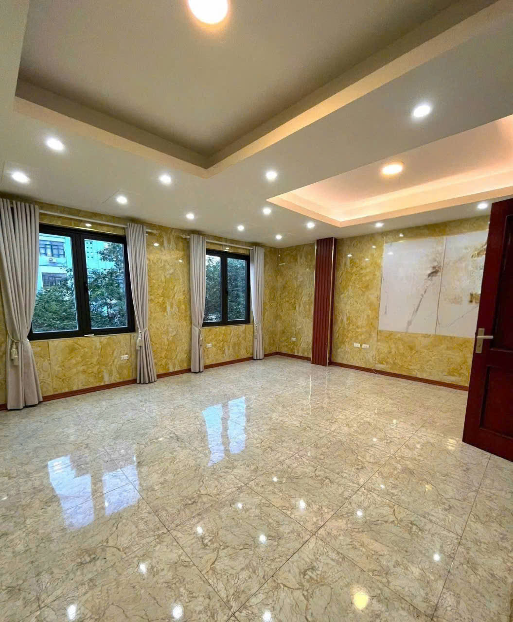 CHO THUÊ NHÀ NGÕ 1XX TRƯỜNG CHINH – ĐỐNG ĐA  45M² × 7 TẦNG  MT 6M  THANG MÁY  28 TRIỆU/THÁNG 16010337