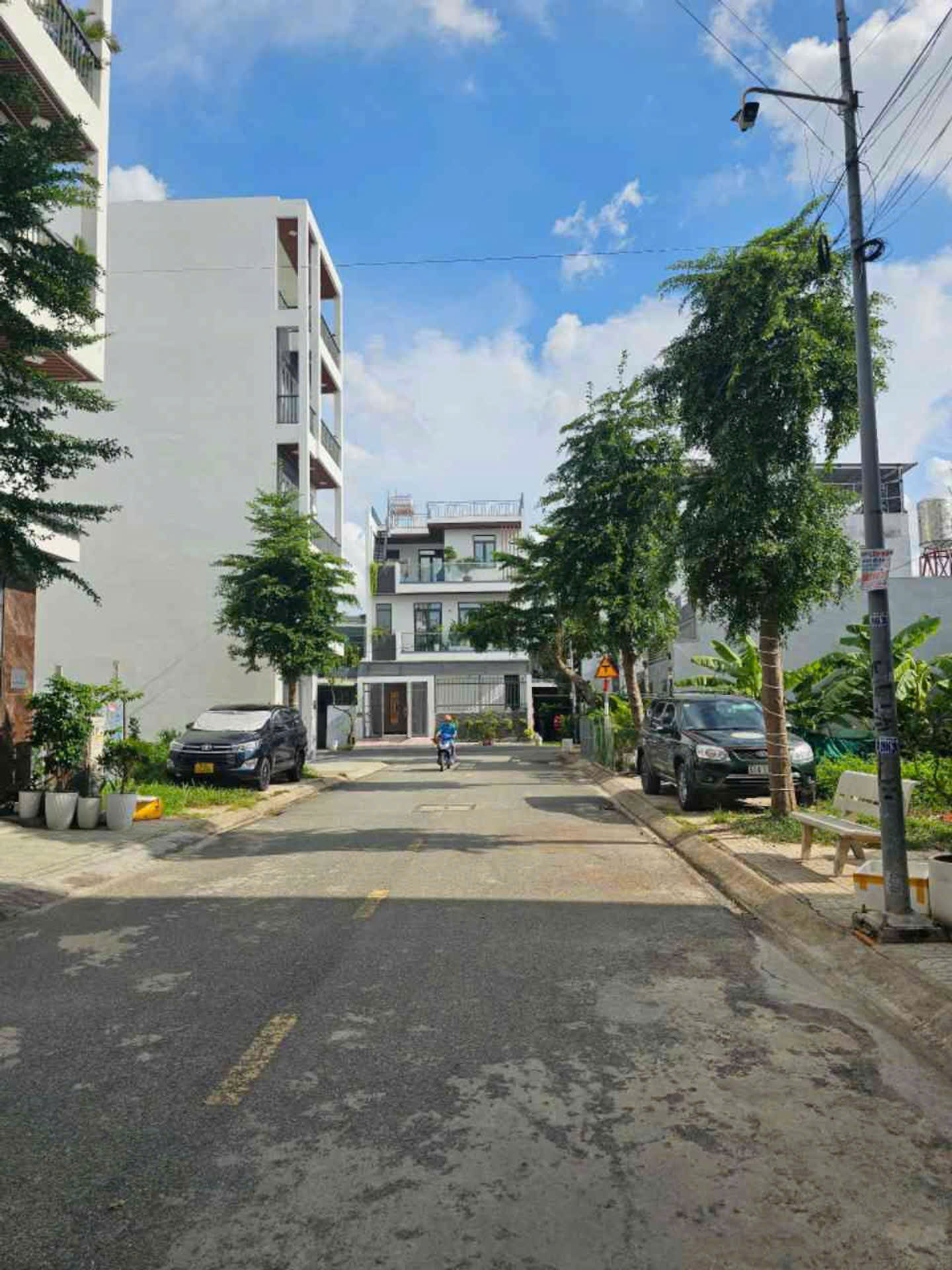 BÁN NHÀ GẦN CHỢ THẠNH XUÂN – DT GẦN 150M² – LÔ GÓC 2 MẶT TIỀN 8M – CHỈ 45TR/M - HXH  16010393