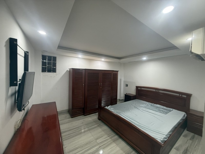 Bán nhà 3 tầng mặt tiền Trương Chí Cương 180m², Hải Châu, giá 23,5 tỷ 16010404