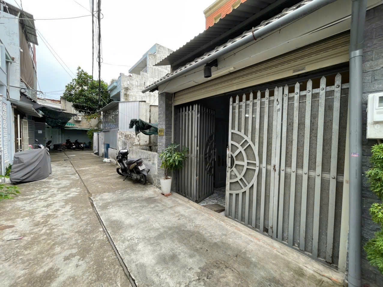 Hẻm 4m xe hơi tới cửa  Đ Số 3 BHH  gần Aeon Tân Phú gần CC Gia Phú-2 Tầng 84m2-5tỷ6 16010405
