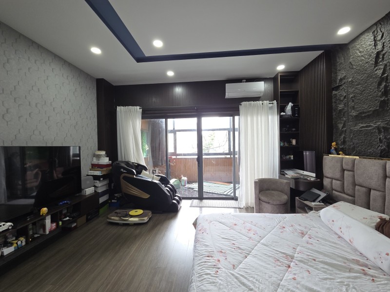 Bán nhà 3 tầng, 72m2, đường số 22, Phường Phước Long, TP HCM, sổ hồng riêng. Giá 6.78 tỷ. 16010417