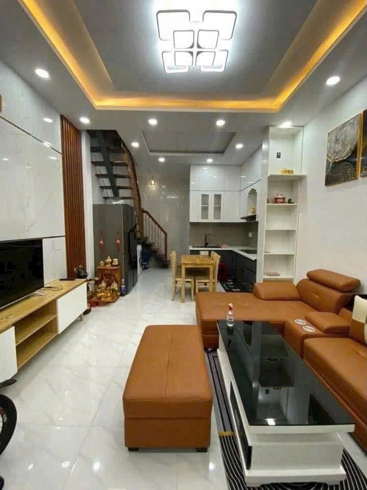 NHÀ MỚI ĐẸP FULL NỘI THẤT CAO CẤP - NGAY CÔNG VIÊN LÀNG HOA GÒ VẤP - 4MX9M - 2 TẦNG - GIÁ 3,4 TỶ 16010435