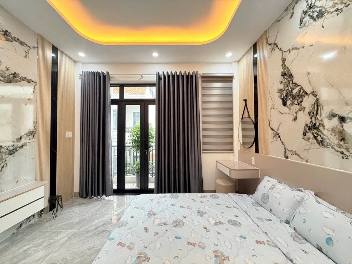 NHÀ MỚI FULL NỘI THẤT PHẠM VĂN CHIÊU – GARA Ô TÔ – 5 TẦNG – 4x15M – NHỈNH 8 TỶ 16010441