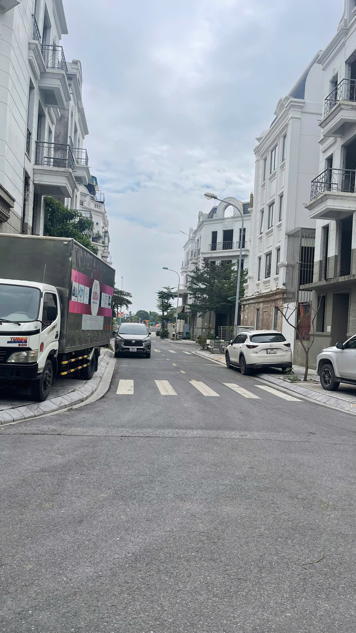 BÁN SHOPHOUSE MẶT PHỐ THÀNH TRUNG – GIA LÂM, DT 90 M2, GIÁ THỎA THUẬN, LH 0985865658 16010486