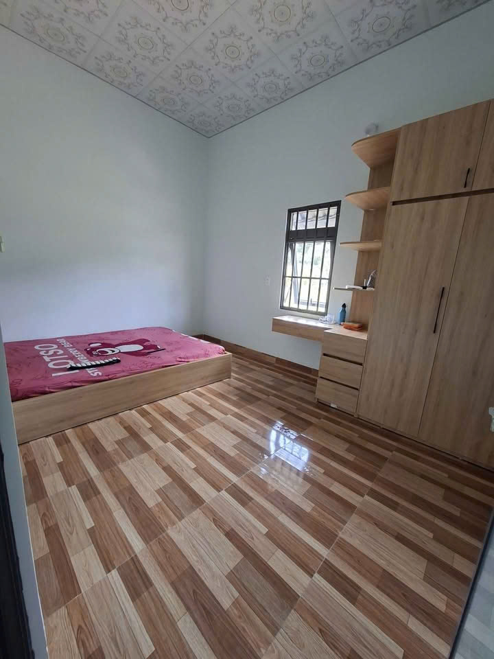 Chính chủ bán nhà 2 mặt tiền, sân 2 ô tô, đất nở hậu - Full nội thất, chỉ 1,55 tỷ, tiềm năng cao 16010551