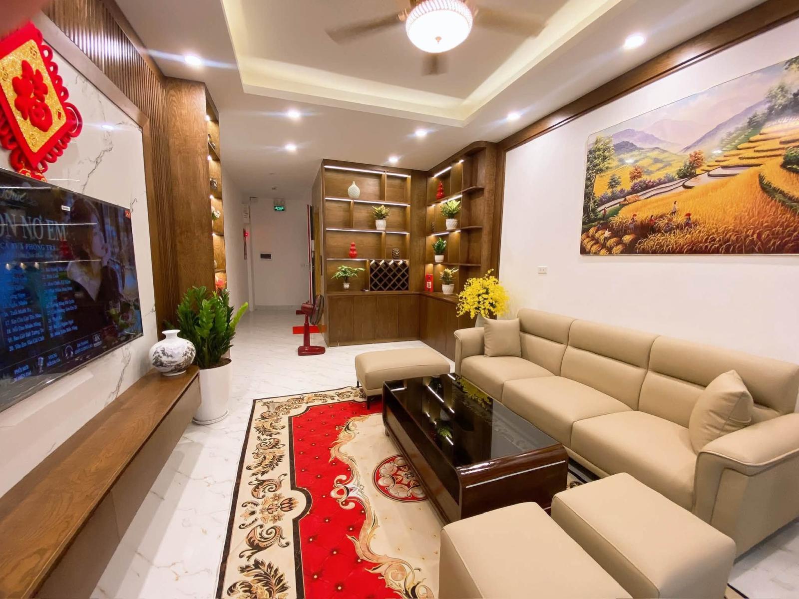 Bán nhà Nguyễn Đình Chiểu, 65m2, 5 tầng thang máy, mặt tiền 10m, nhỉnh 24 tỉ, dòng tiền 70tr/tháng 16010574