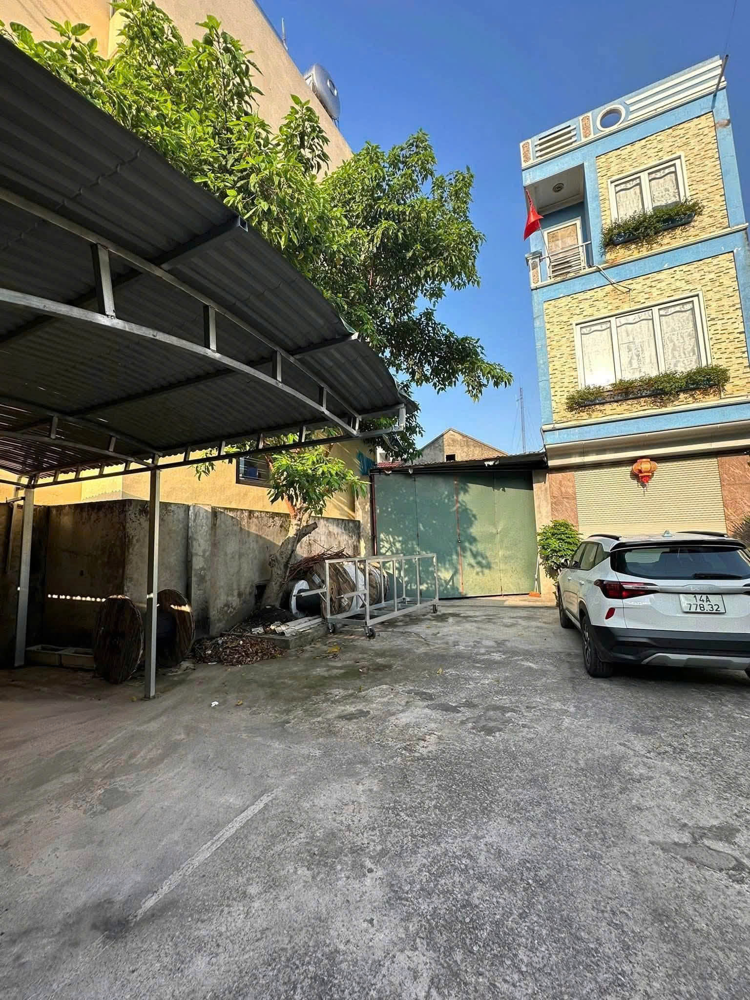 Chính chủ bán đất 152,2m2 gần Metro Hà Tu - 100m2 đất đô thị, ô tô vào tận nơi, tiềm năng cao 16010596