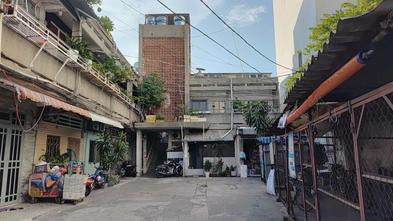 Bán căn hộ Trần Hữu Trang, DT 41m2, 2 phòng ngủ, xung quanh nhiều tiện ích trường, chợ 16010615