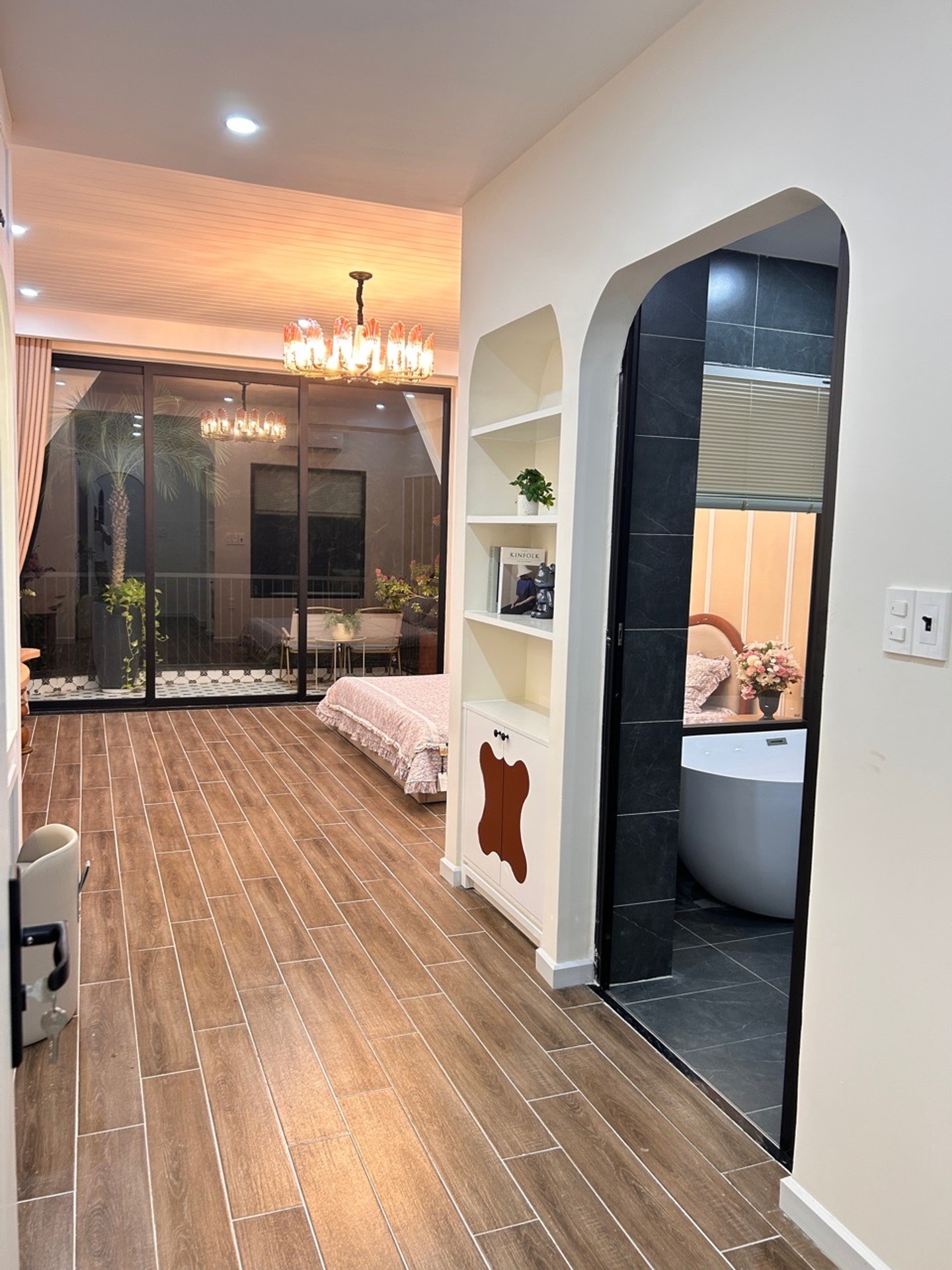 Bán nhà mặt tiền Huỳnh Ngọc Đủ, Hòa Xuân, 100m2, giá 8,95 tỷ 16010631