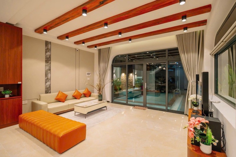 Sập giá villa góc 2 mặt tiền Nguyễn Đình Chiểu, 200m2, dòng tiền 720 triệu/năm 16010642