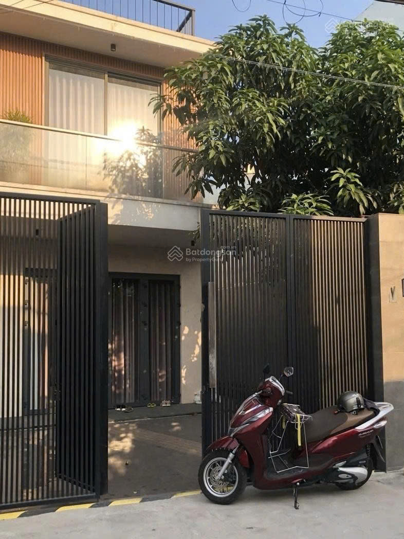Chính chủ bán nhà phố Phú Thuận - 213m2, mặt tiền 8m, hẻm ô tô 7m, 4PN, giá 21,4 tỷ 16010677