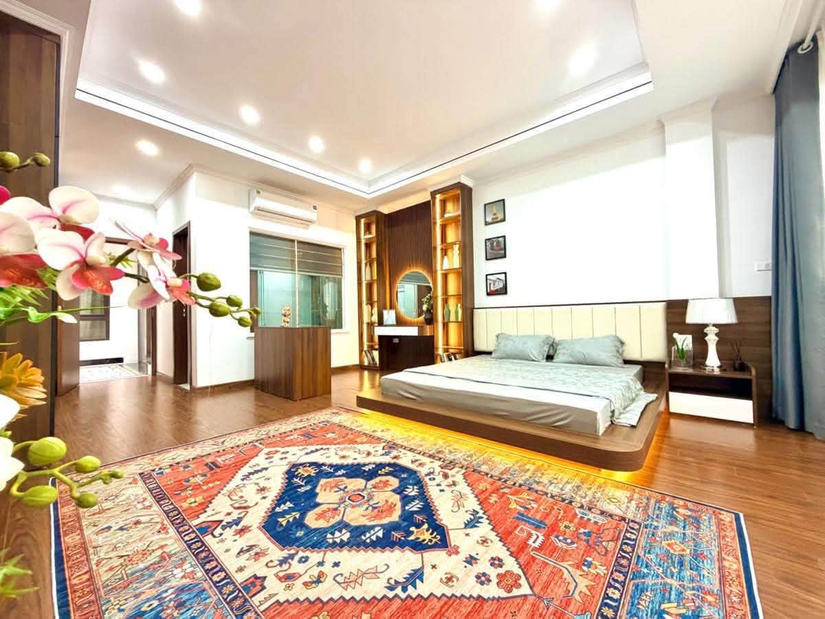 NHÀ ĐẸP XUẤT SẮC LA THÀNH – 59M² – MT 5M – 6 TẦNG – THANG MÁY NHẬP – FULL NỘI THẤT CAO CẤP 16010697