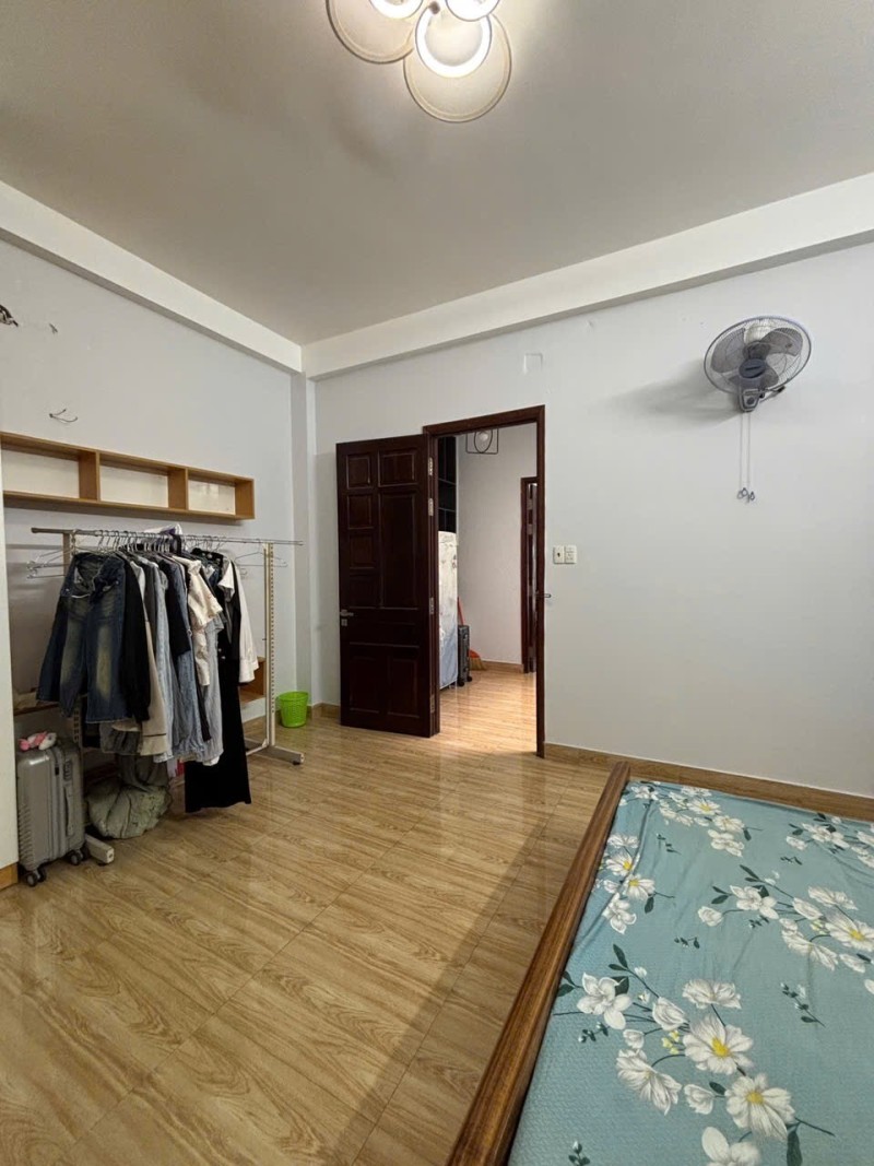 Bán nhà 3 tầng đường 359, Phước Long B, Quận 9, Thủ Đức, TP HCM. DT 78m2. Giá 6.88 tỷ, sổ hồng 16010739