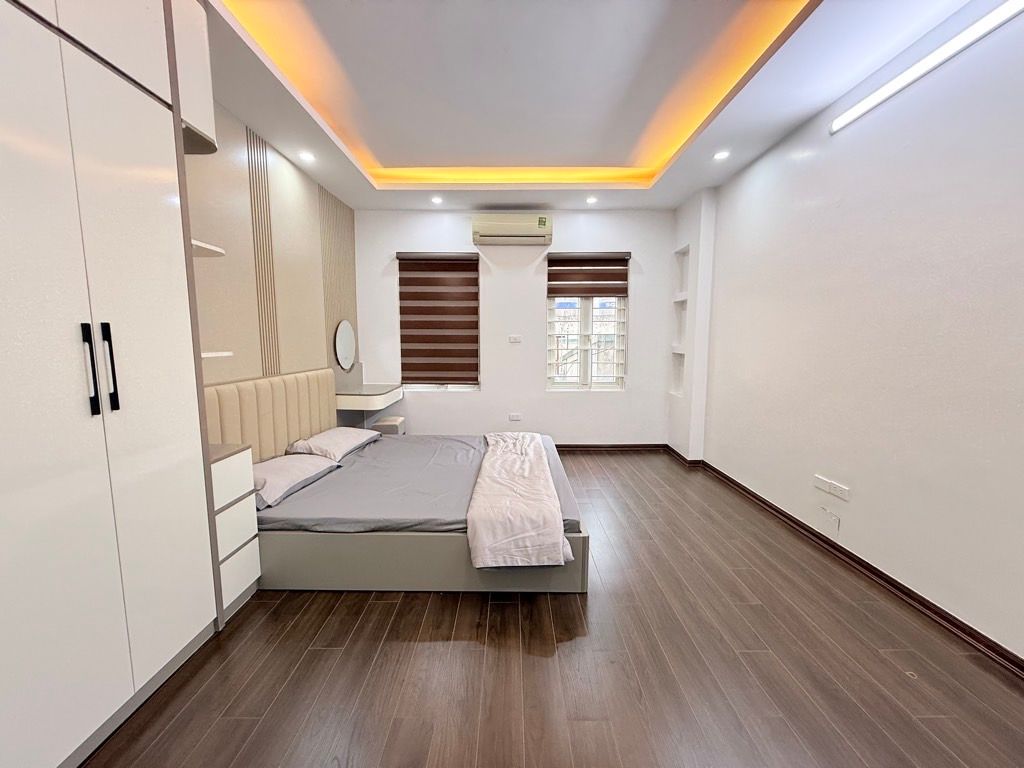 sở hữu ngay nhà LINH ĐÀM đẳng cấp gần HỒ BÁU VẬT GIỮA LÒNG HÀ NỘI sát TRƯỜNG HỌC 7 tỷ35
 16010770