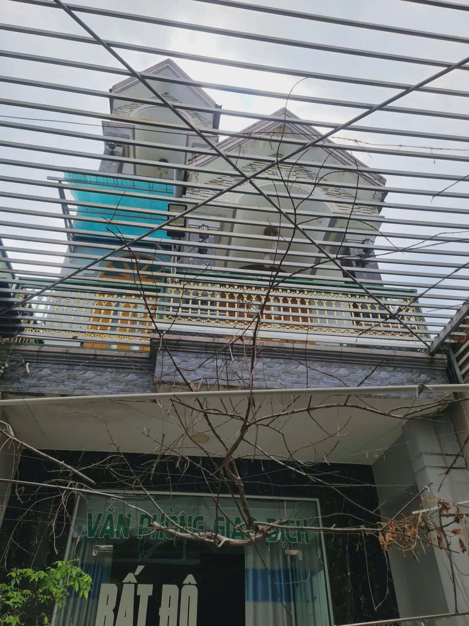 Bán nhà 3 Tầng MẶT TIỀN Kinh Doanh đa nghành, chỉ 30tr/m2,gần chợ Tân Long 16010822