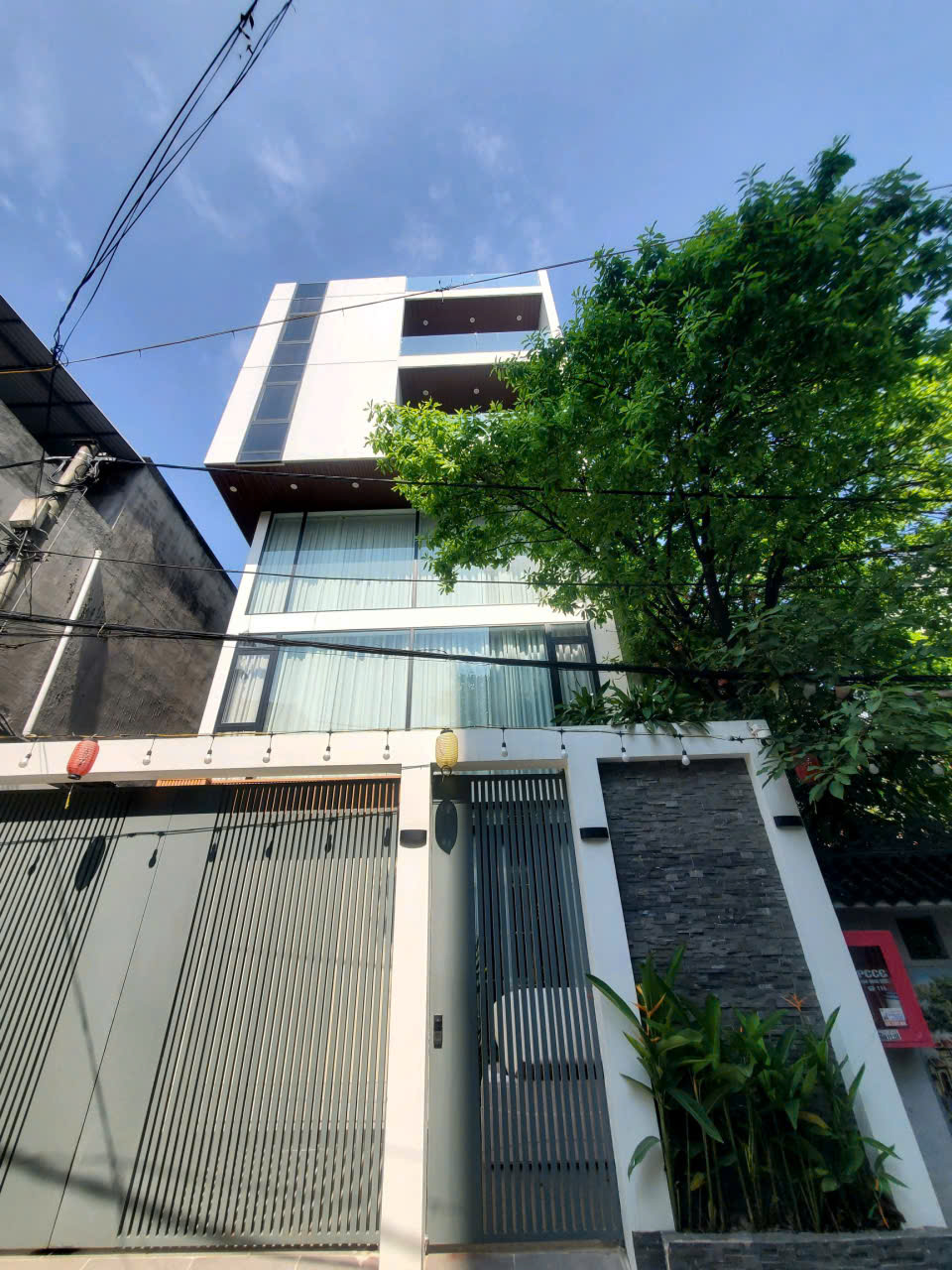 Bán nhà Bát Khối,Cổ Linh 6 tầng,106,mt7.8m oto tránh nhỉnh 28 tỷ 16010837