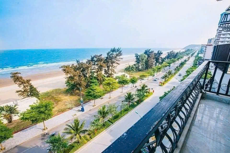 Chuyển nhượng Khách sạn Hương Lý, số 103 mặt đường Hồ Xuân Hương, Sầm Sơn, Thanh Hóa. (Mặt biển) 16010840