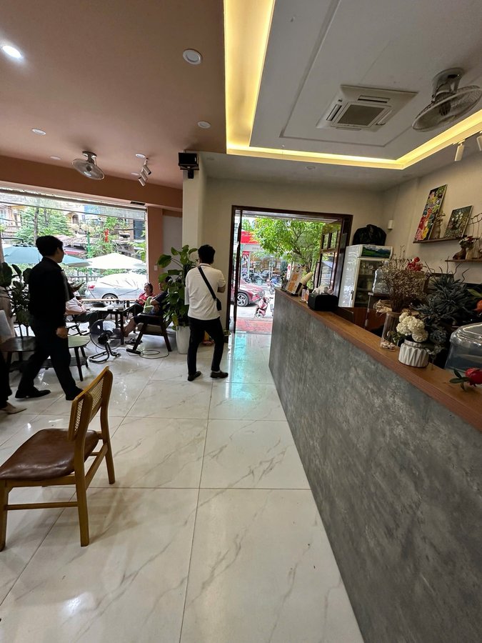 Bán Nhà Nguyễn Khánh Toàn. Cầu Giấy. Thang Máy. Lô Góc. Ô Tô. Vỉa Hè. DT 111m2. Giá 67 Tỷ. 16010842