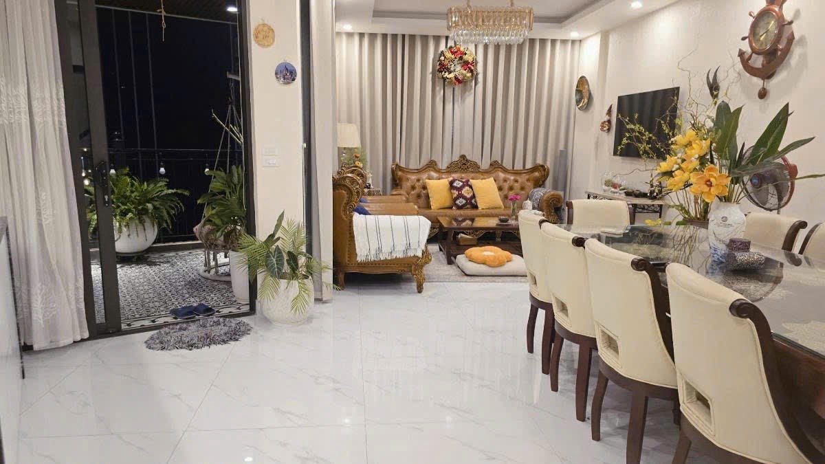 Bán Nhà Nguyễn Khánh Toàn. Cầu Giấy. Thang Máy. Lô Góc. Ô Tô. Vỉa Hè. DT 111m2. Giá 67 Tỷ. 16010842